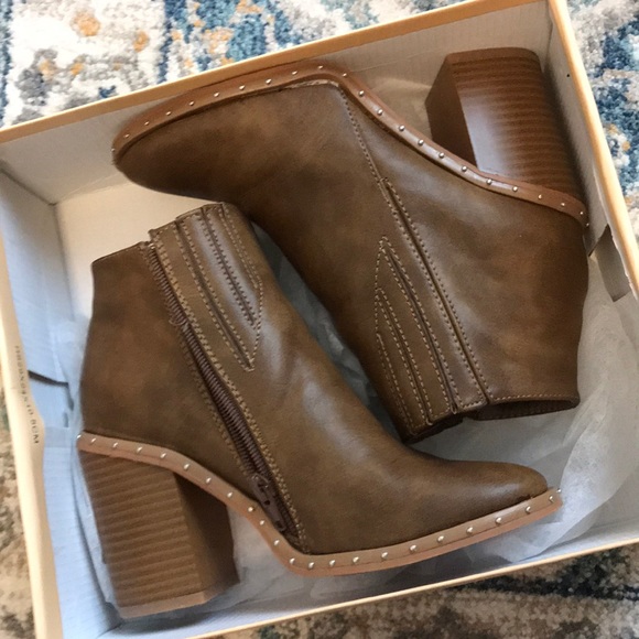 Forever 21 Shoes - 🌻 3 FOR $25 - Western style boots